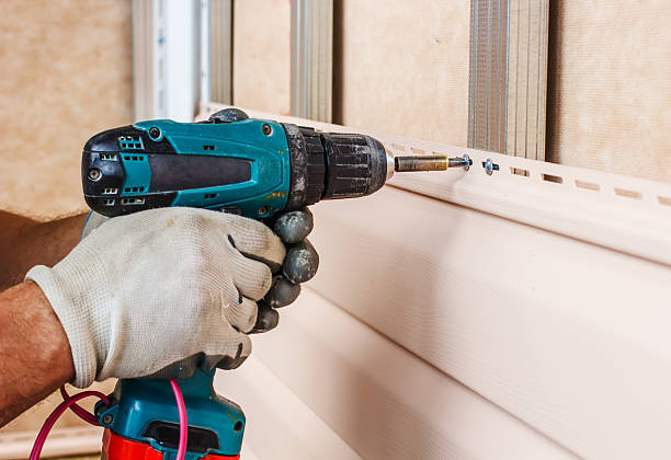 Best Custom Siding Design  in Slinger, WI